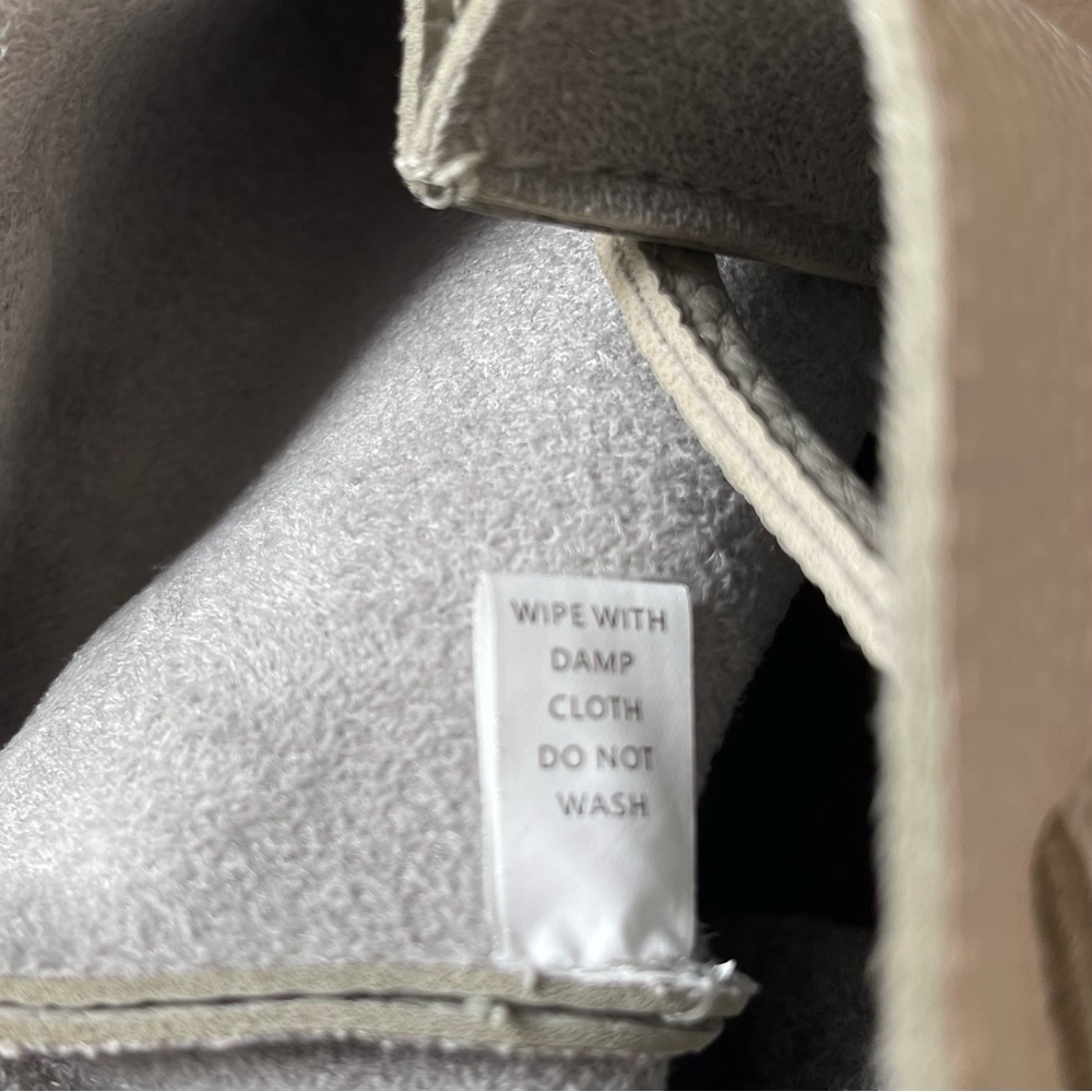 Katie Loxton London Gray Faux Leather Chloe Bucket Bag Shoulder Bag - Picture 10 of 10